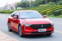 拥有全新第三代奔腾B70，就等于你拥有生活“第二个家”